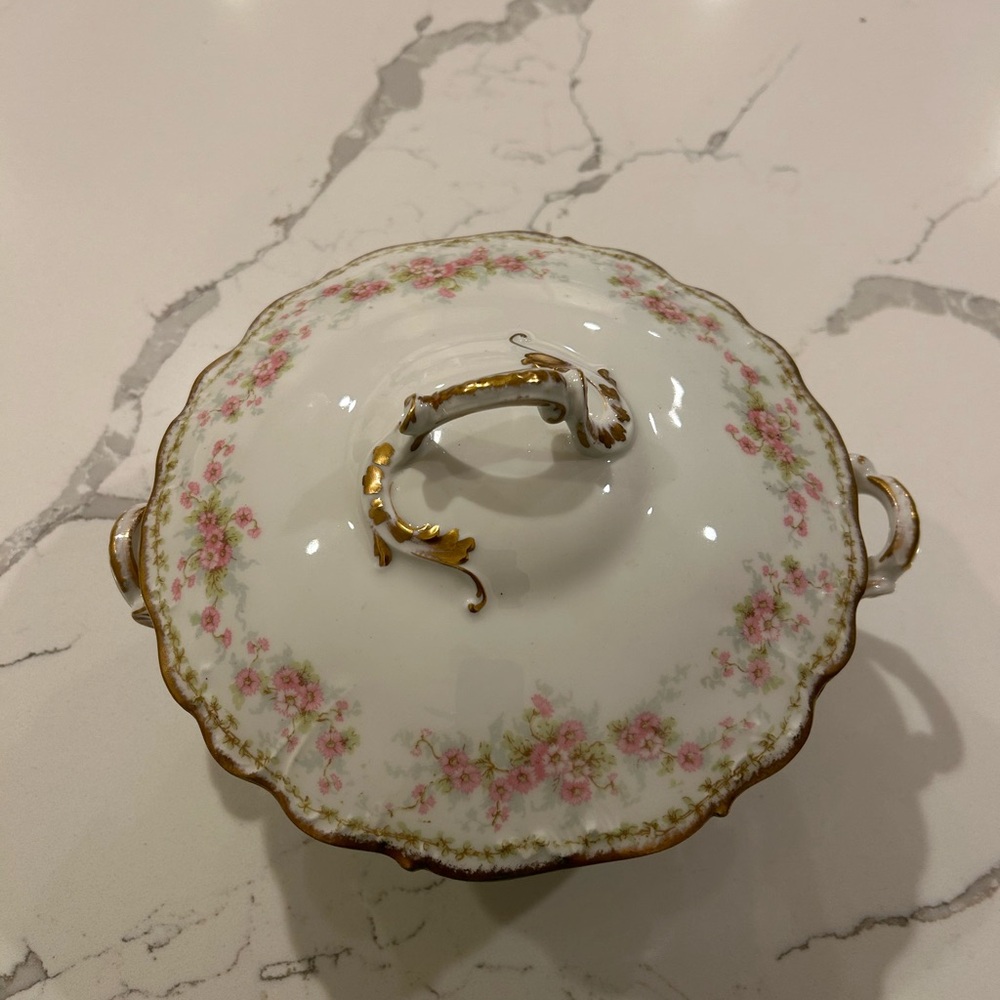Elite work Limoges porcelain Covered Dish with Gold Trim - White and Pink